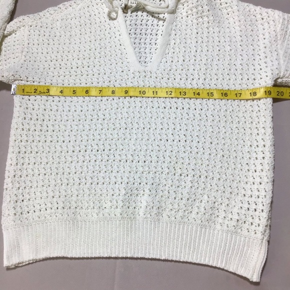 Elegant Cream Hooded Knit Sweater - Picture 7 of 7